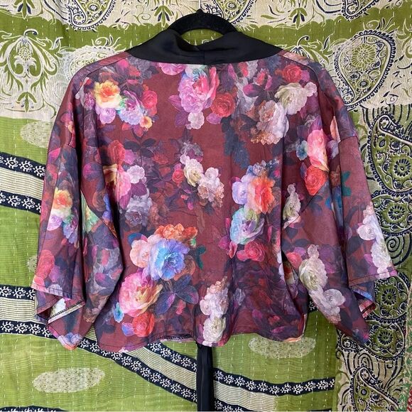 One & Only x Urban Outfitters Tie-Front Kimono Top Size Small - Picture 9 of 15